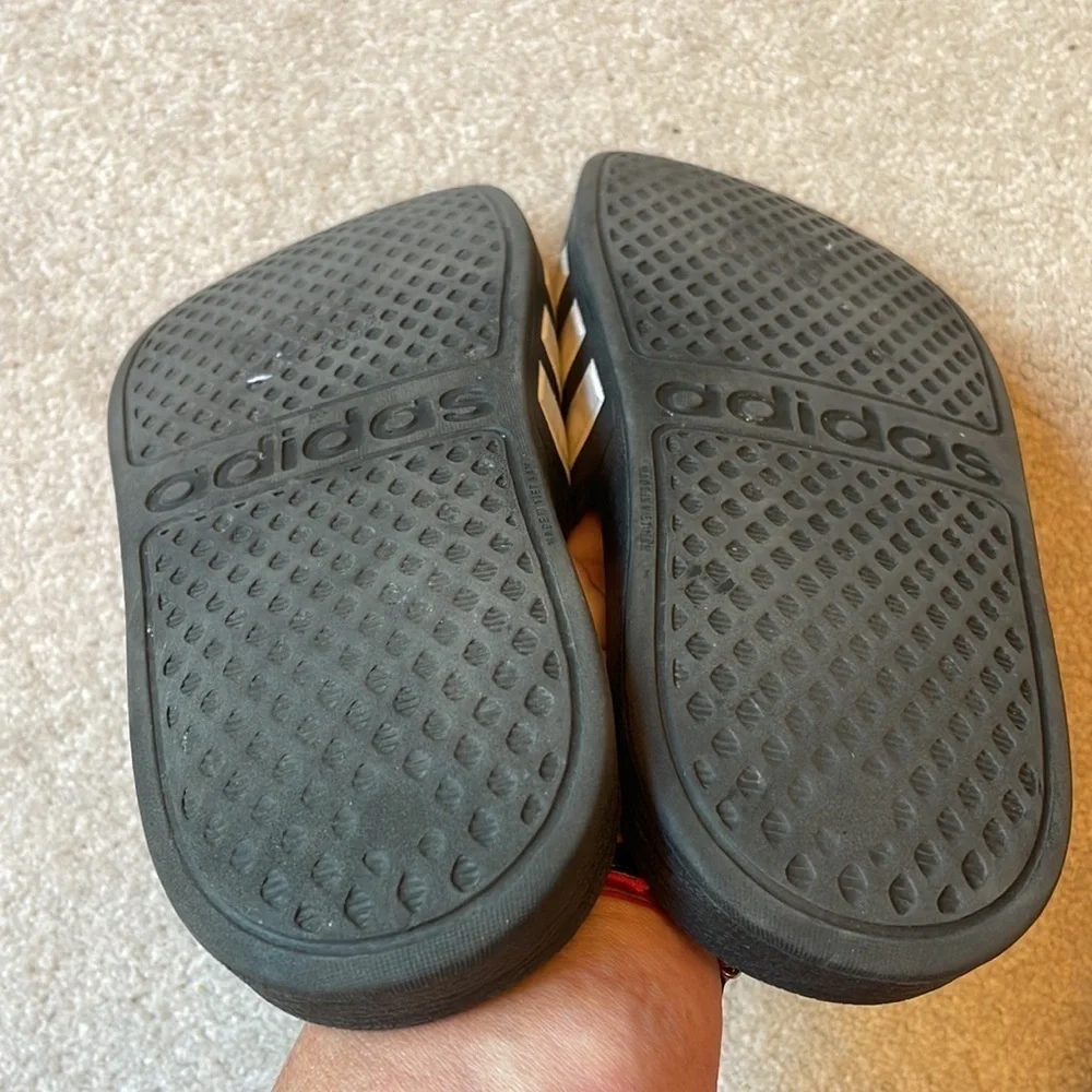🌹 Adidas black and white slides 0419702005.